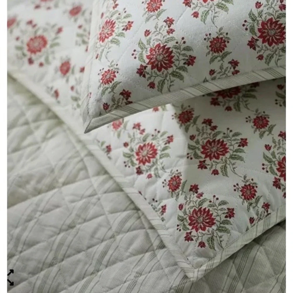 Ralph Lauren Maren Vintage Floral Diamond Stitch King Size Pillow Sham 20 X 36